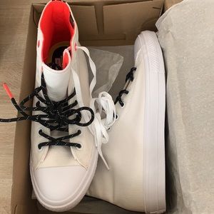 White unisex converse